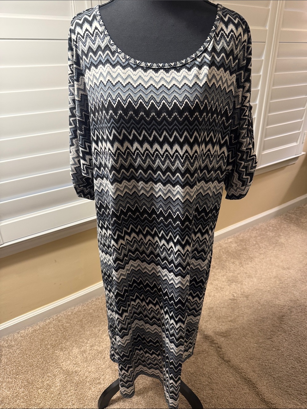 Black and White Chevron Midi Dress - Women